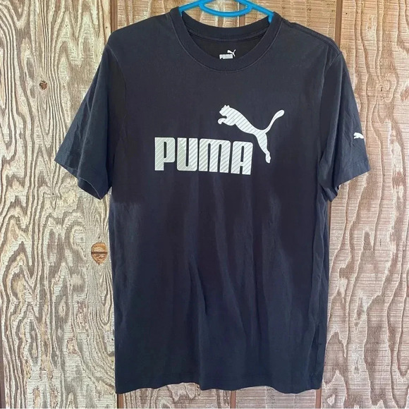 Puma T-Shirt - Picture 1 of 3